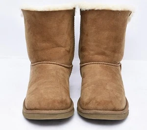 UGG AUSTRALIA BAILEY BOW II Niñas Piel de Oveja Gamuza Castaño Botines Talla 5 - Imagen 1 de 8