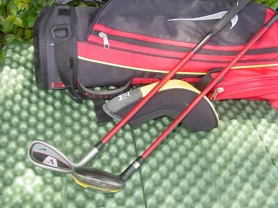 NIKE TW TIGER WOODS LH JR DRIVER  F 30" PITCHING W KIDS YOUTH CLUB GOLF SET BAG - Image 1 of 4