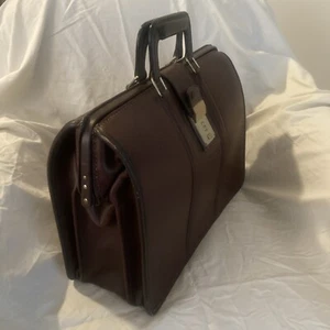 Vintage Coach All Leather Briefcase, Style. 5420. - Picture 1 of 17