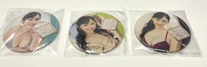 Anri Sugihara - Hits Japanese Idol Pin Badge Button Set - New Sealed - Picture 1 of 2