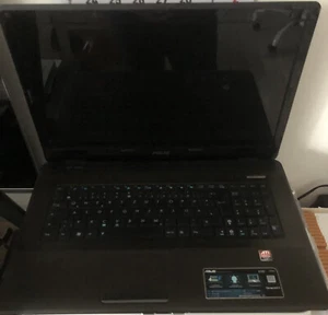 Laptop 17' ASUS X72DR /ohne HD / ohne RAM / mit Netzteil / als Ersatzteil DEFEKT - Bild 1 von 7