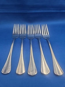 Lot of 5 International Lyon SYMMETRY Stainless Salad Forks 7 1/4" - Picture 1 of 5