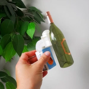 🤍NEW🤍 Bath & Body Works Wine Bottle Fairy Lights Wallflower Plug-in BBW - Picture 1 of 6