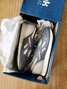 NEW Reebok Classics Lifestyle LX8500 Navy Grey VINTAGE Shoes Rare M40688 Size 12 - Picture 1 of 4