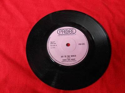 THREE DOG NIGHT-JOY TO THE WORLD-7" 45 RPM SINGLE-IMP-UK-VINYL-PROBE-RARE! - Image 1 of 2