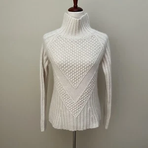 VINCE Womens Aran Raglan Neck Sweater Sz S Ivory Alpaca Alpine Cabin Cozy Soft - Picture 1 of 10
