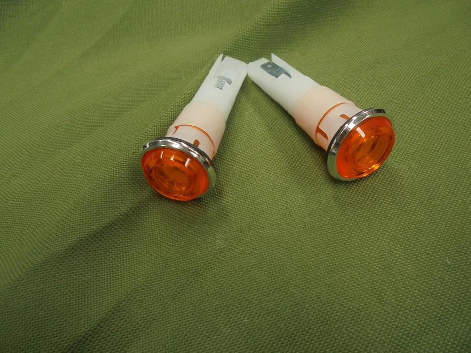 FIAT 124 SPIDER / DINO COPPIA FRECCE LATERALI ALTISSIMO - Immagine 1 di 1