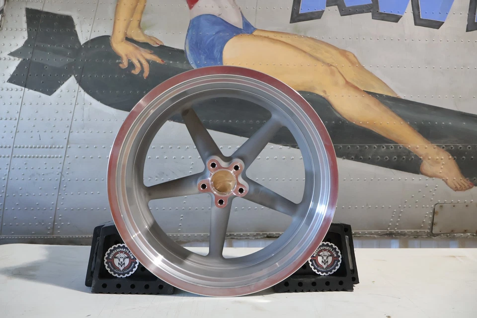 41501-08 NUEVO OEM 2008-2011 HARLEY-DAVIDSON FXCW Softail Rocker rueda trasera Foto 1 de 4