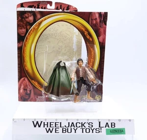 Frodo W/Light-Up Sword 100% Complete The Lord of the Rings The Two Towers - Picture 1 of 5