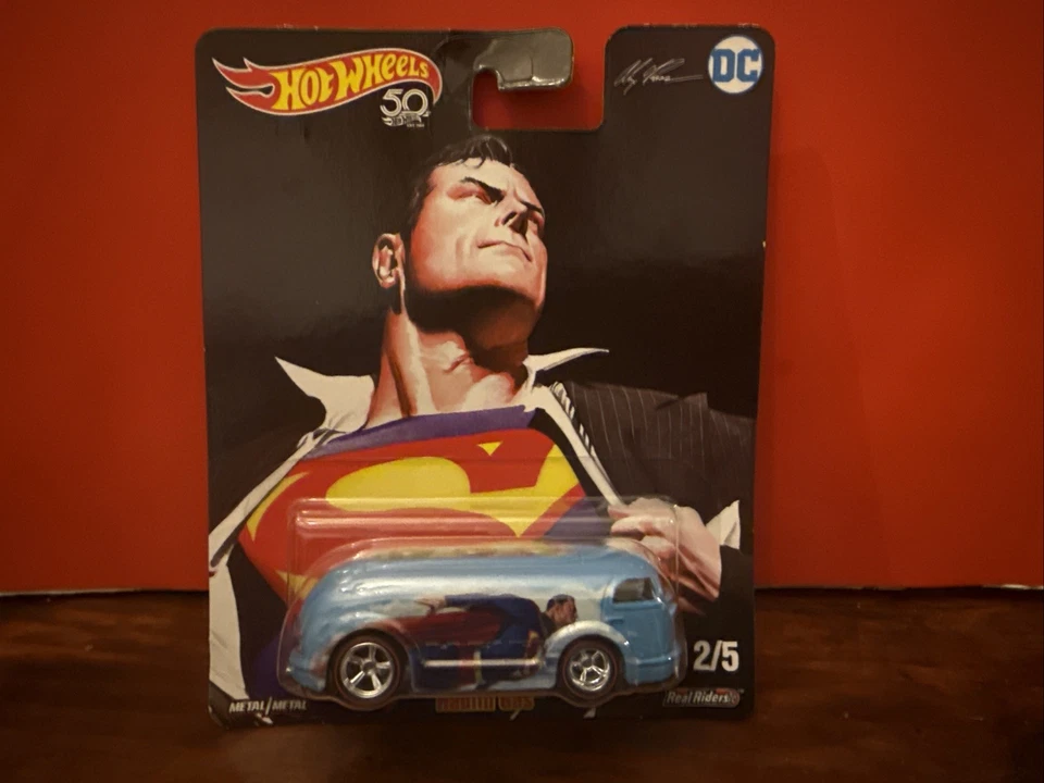 Hot Wheels 50 Años DC Superman Haulin' Gas Metal 2/5 - NUEVO Superman Hot Wheels Foto 1 de 4