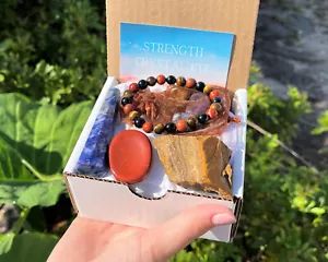 Inner Strength Kristall Box - Armband, Sorgenstein, Obelisk, Tumble und mehr! - Bild 1 von 5
