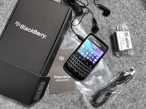 BlackBerry Bold 9790 - 8 GB - Black (Unlocked) 3G microSDHC 5MP Smartphone - Picture 1 of 13