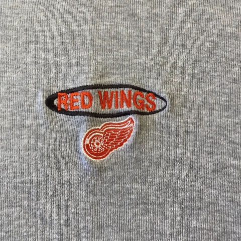 Detroit Red Wings Vintage Pro Edge Official NHL V-Neck Shirt Gray Mens XL Logo Cover