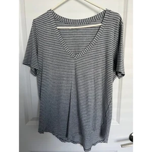 Lululemon Striped Grey/White Love Tee - Estimated Size 8 - Picture 1 of 2