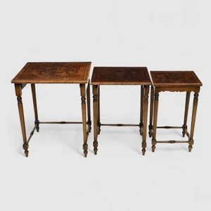 Vintahe Nest Of Tables Leather Topped Embossed Crests FREE UK Delivery. - Picture 1 of 24