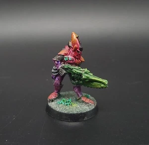 Warhammer 40k Rogue Trader Eldar Standard Bearer Mehne Worldsong - Metal pintado - Imagen 1 de 4