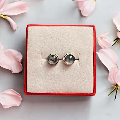 Aretes Piedra Luna - Plata de Ley 925 - 0.25" - Nuevos con Respaldo Mariposa Foto 1 de 4