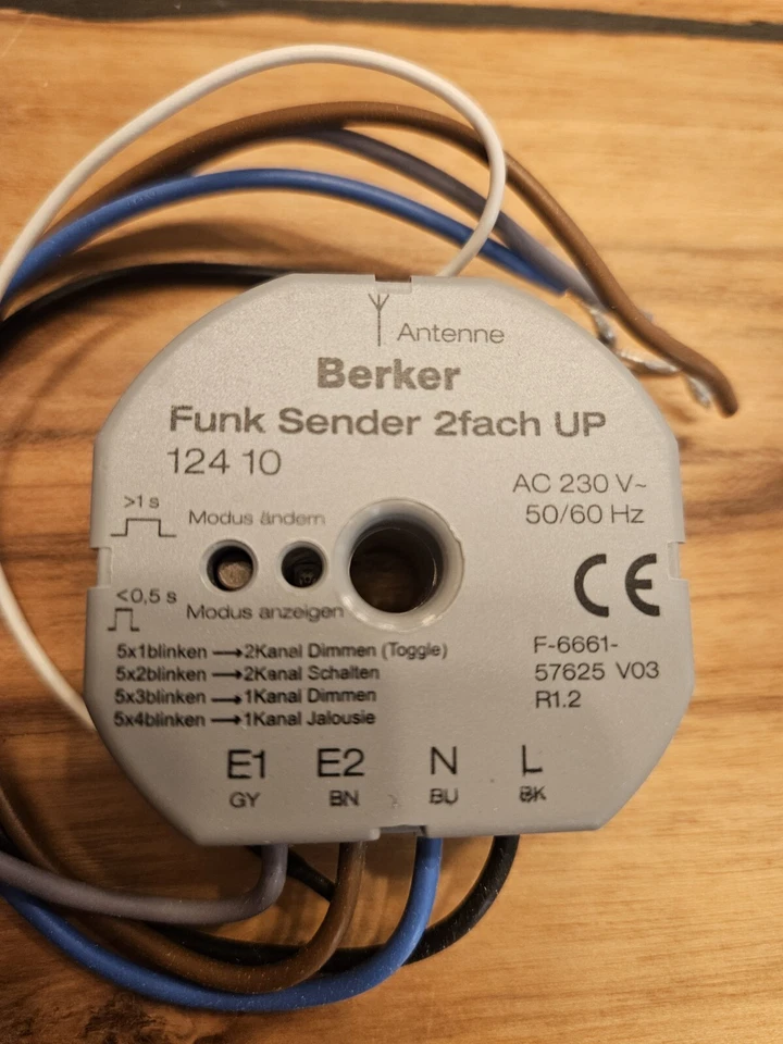 Berker Funk Sender Up 124 10 Gira und Jung kompatibel - Bild 1 von 2