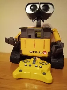 Reducido- WALL-E U Comando Robot parlante juguete película voz + sonidos Disney Pixar - Imagen 1 de 15