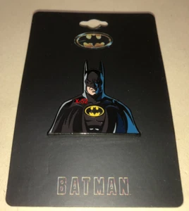 Batman 89 mini pin Michael Keaton DC Warner Bro - Picture 1 of 3
