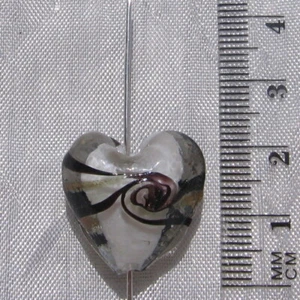 LOT DE 4 PERLES COEURS EN VERRE LAMPWORK BLANC FILS NOIR & OR 20mm *L8 - Picture 1 of 1
