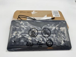 Kensington Wired Keyboard With Lightning Connector For iPad K72447WW - Black - Picture 1 of 4