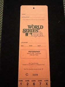 1981 World Series Dodgers-Yankees @Yankee Stadium Press Pass PHOTOGRAPHER #944 - Picture 1 of 3