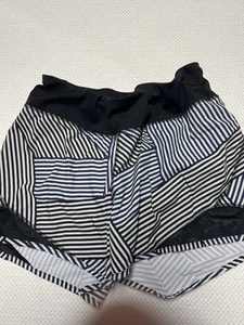 old navy womens shorts medium - Picture 1 of 3