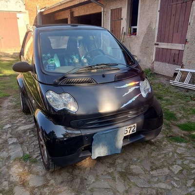 Smart Fortwo Cabrio 450 Schwarz mit Ledersitze und Sitzheizung, Klimaanlage - Bild 1 von 4
