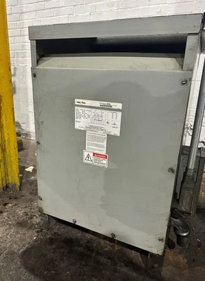 TRANSFORMADOR FEDERAL PACIFIC 45KVA HV:480 LV:208Y/120 Foto 1 de 2