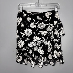 Free People Skirt Womens Small Black White Floral Tiered Ruffle Mini Boho Casual - Picture 1 of 9