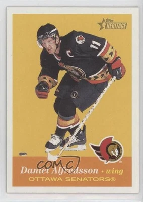 2001-02 Topps Heritage Daniel Alfredsson #63 HOF - Image 1 of 2