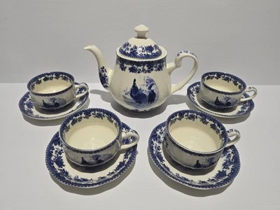 Robert Gordon Farm Yard Teapot & 4 Cups / Saucers Set - image 1 of 4