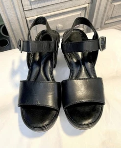 *EUC* BØRN Willamette Leather  Sandals - Women’s Size 8 - F64703 - Black - Clean - Picture 1 of 9