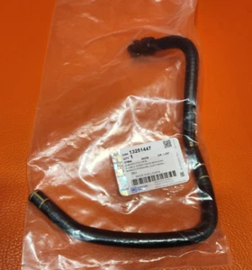 Salida de manguera de derivación de refrigerante GM 13251447 al depósito para Chevy Cruze 11-16 1,4 L - Imagen 1 de 9