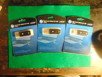 3 NWT Toshiba TransMemory 16 GB USB 2.0 Flash Drive - Image 1 of 2