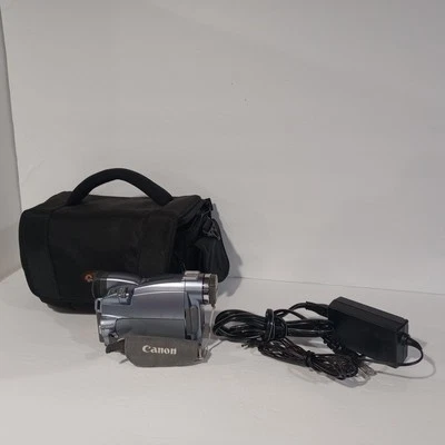 Canon ZR80 Mini DV Camcorder For parts Or Repair  - Image 1 of 4