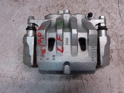 Pinça de freio dianteira lateral esquerda driver 2021 TOYOTA SIENNA fabricante de equipamento original com suporte - Imagem 1 de 2