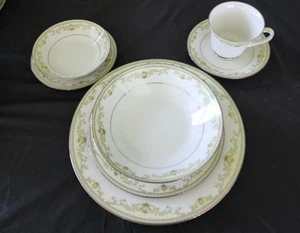 Noritake Contemporary "Raleigh" 1973-1984 grn 12 piece set Minus 1 sugar lid - Picture 1 of 7
