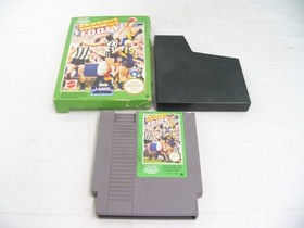 Boxed Nintendo Entertainment NES Aussie Rules Footy - PAL - No Manual