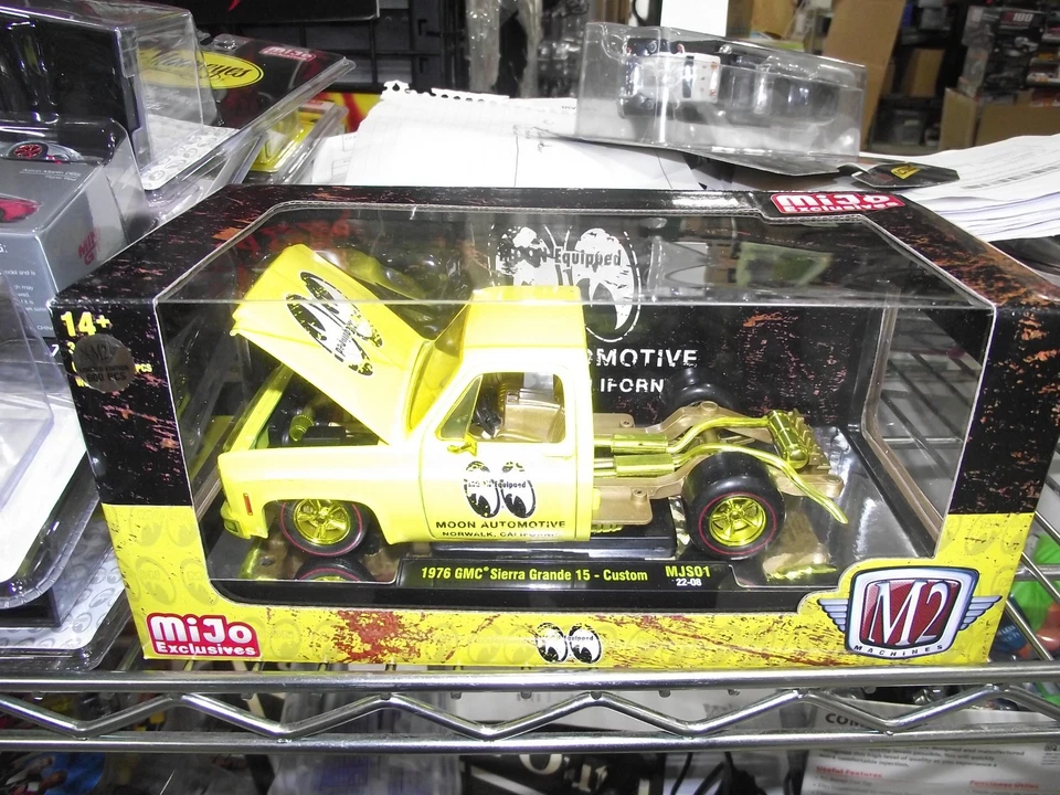 M2 1/24 MOONEYES 1976 GMC sierra grande 15  MJS01 chase car NIB - Image 1 of 1