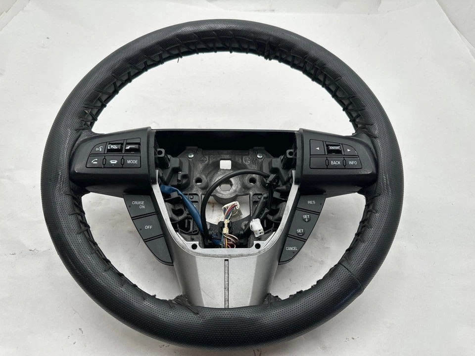 Volante MAZDA 3 2012-2013 con cubierta de volante de repuesto OEM Foto 1 de 4