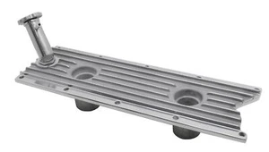 LS SERIES ENGINE VALLEY PLATE OIL FILLER HOLE FOR KNOCK SENSOR - SANDBLASTED - Picture 1 of 3