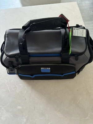 Bolsa de viaje Tumi Mason nueva. $625. Foto 1 de 4