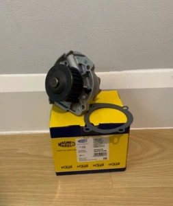 Water Pump For Alfa Romeo Giulietta MiTo Fiat 500 1.2 1.4 500/595/695 Marelli - Picture 1 of 3