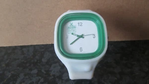 TOOHEYS EXTRA DRY UHR VOLL FUNKTIONSFÄHIG SEHR GUTER ZUSTAND - Bild 1 von 4