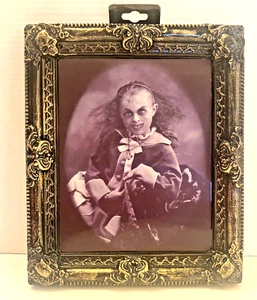 Cuadro lenticular de Halloween decoración retrato niña espeluznante miedo extraño - Imagen 1 de 6