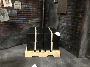 1:12 Scale Small Contraband Pallet Prop Diorama Action Figure Photography - Picture 1 of 2