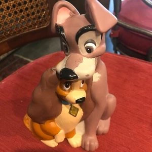 Lady and the Tramp Coin Bank Disney Piggy Dogs Plastic with Stopper Vintage RARE - Foto 1 di 3