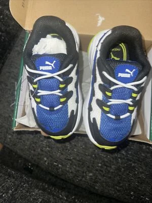 PUMA toddler Sneaker 6C Brand New - Image 1 of 4